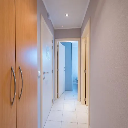 Apartman On 8th Floor With Kitchen