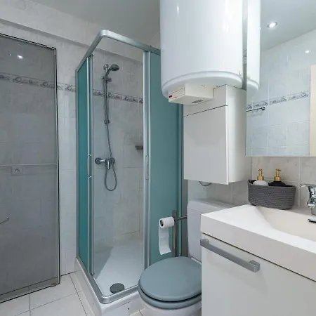 Apartment On 8th Floor With Kitchen *